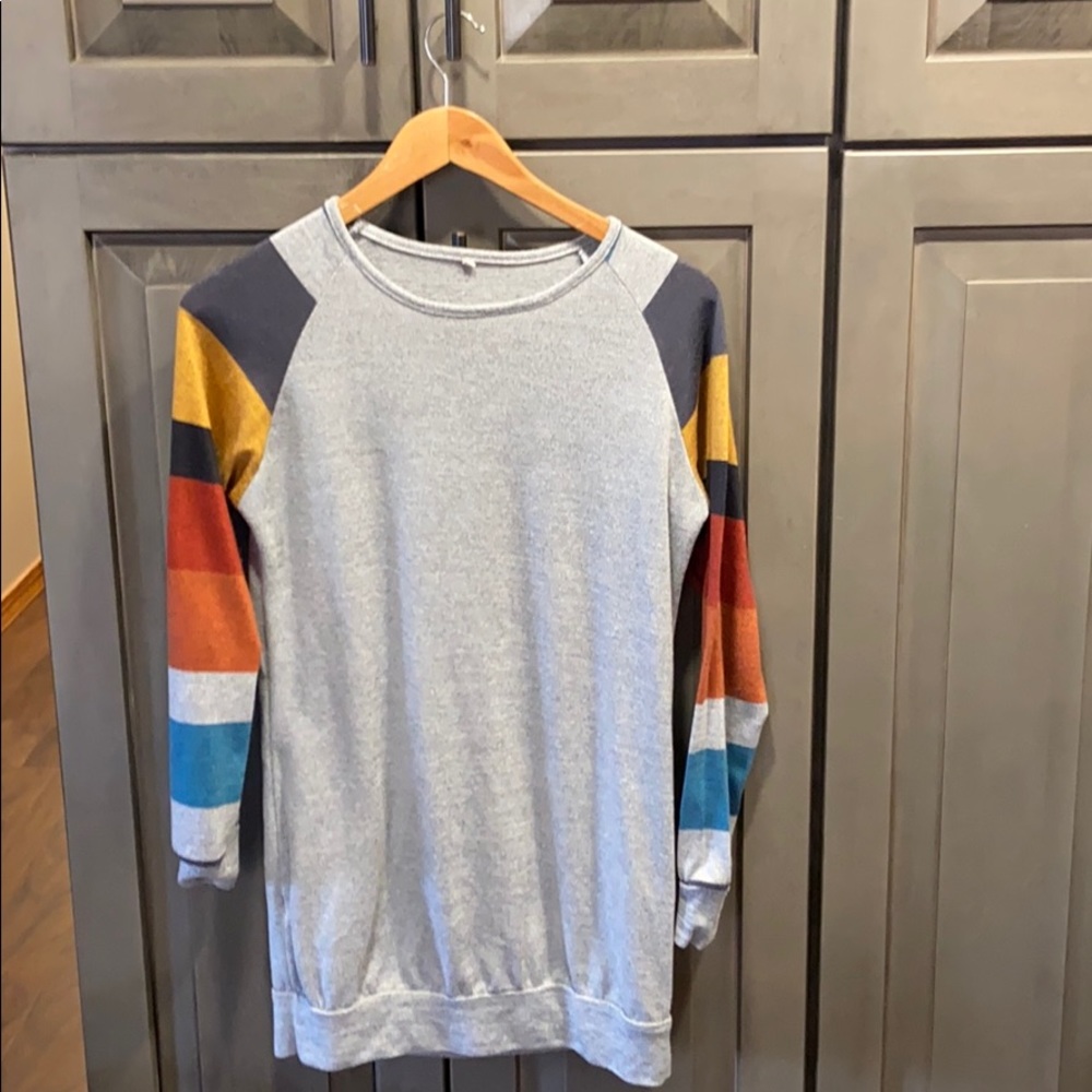 Logan sleeve tunic style shirt